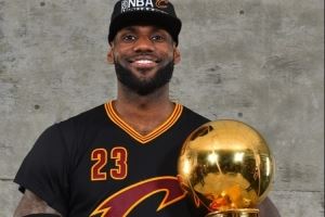 香波特:我对詹姆斯的批评很客观 他重返骑士就像某种心理补偿